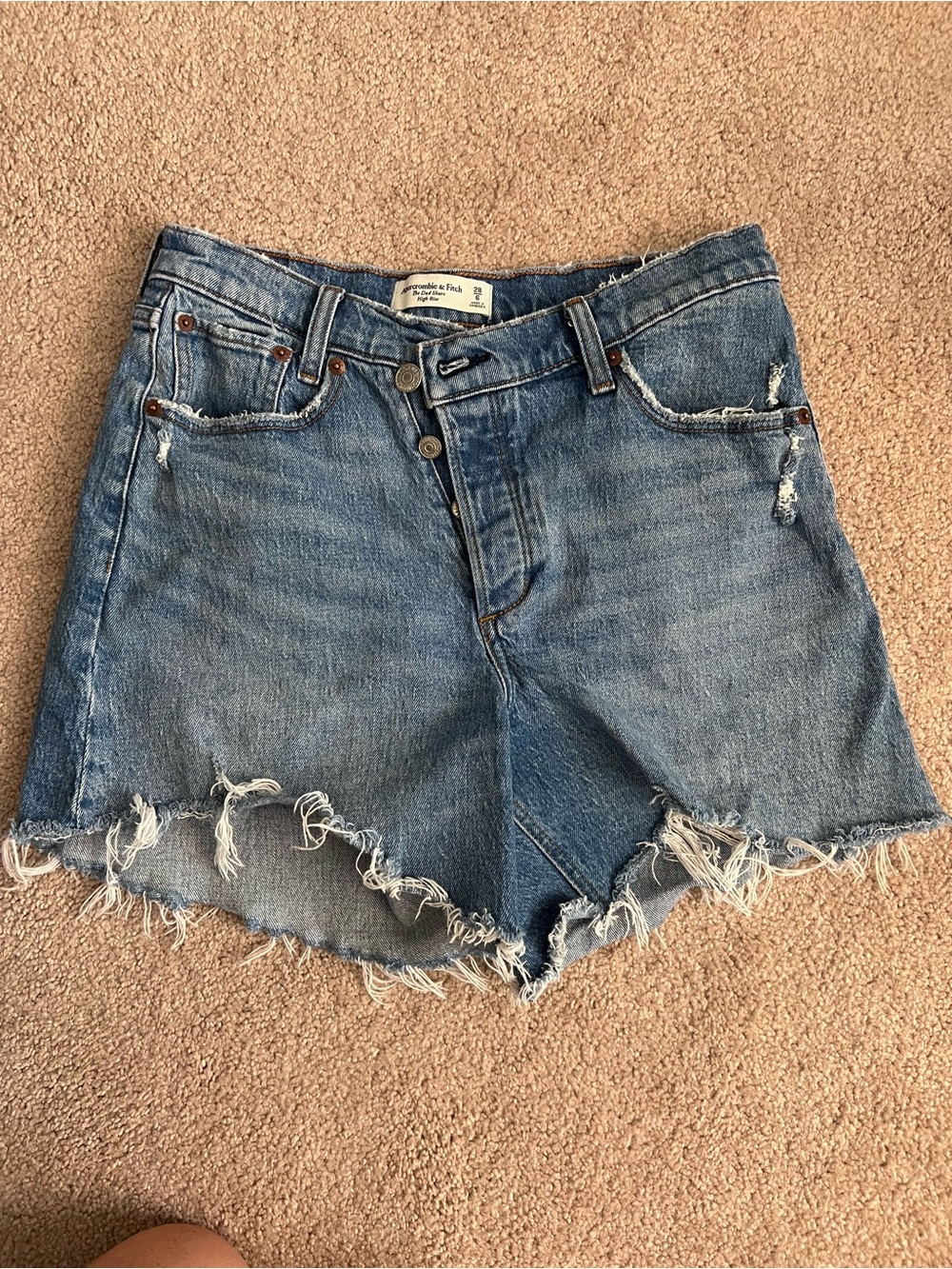 Abercrombie & Fitch High-Rise Dad Shorts
